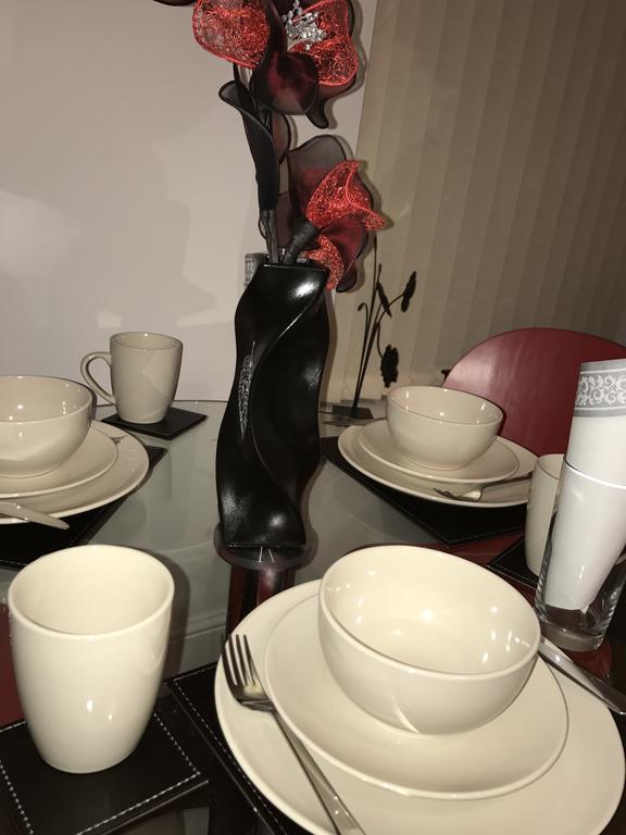 Jo Wordsworth Apartment كينغستون أبون هول المظهر الخارجي الصورة