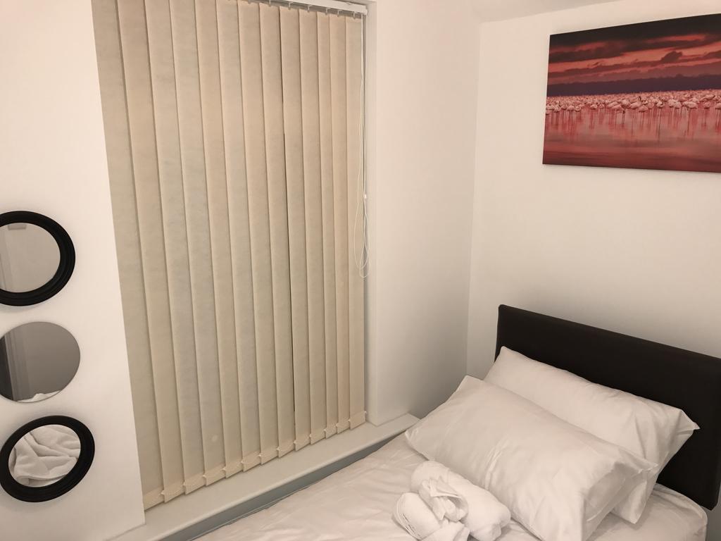 Jo Wordsworth Apartment كينغستون أبون هول المظهر الخارجي الصورة