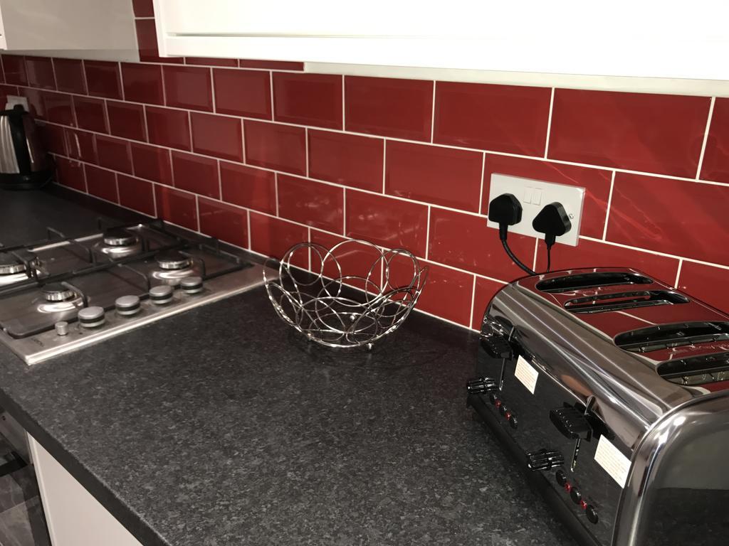 Jo Wordsworth Apartment كينغستون أبون هول المظهر الخارجي الصورة